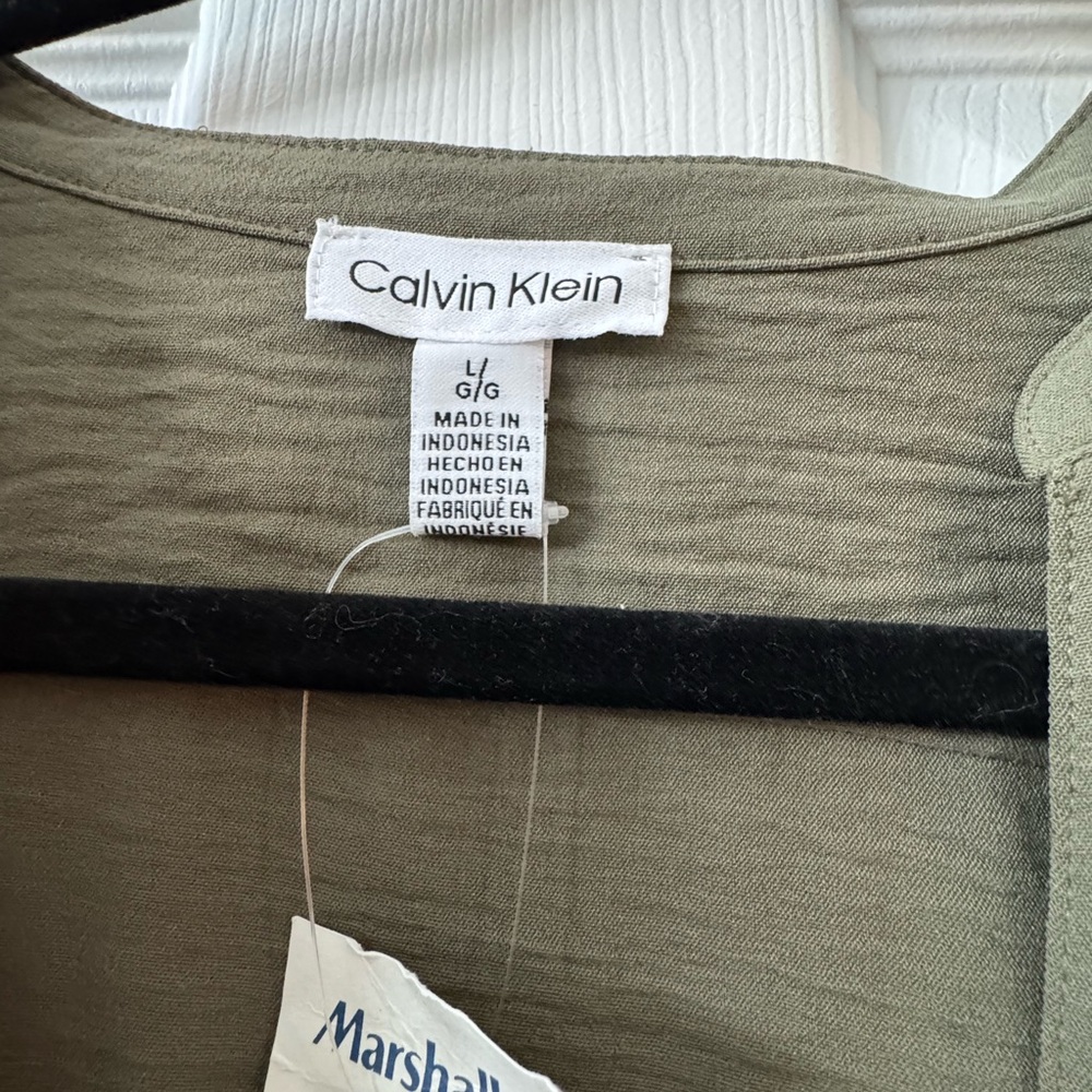 NWT Calvin Klein Olive Green Shirt - Picture 3 of 4